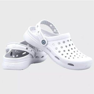 Women's Joybees Lizzie Water Clog White 11